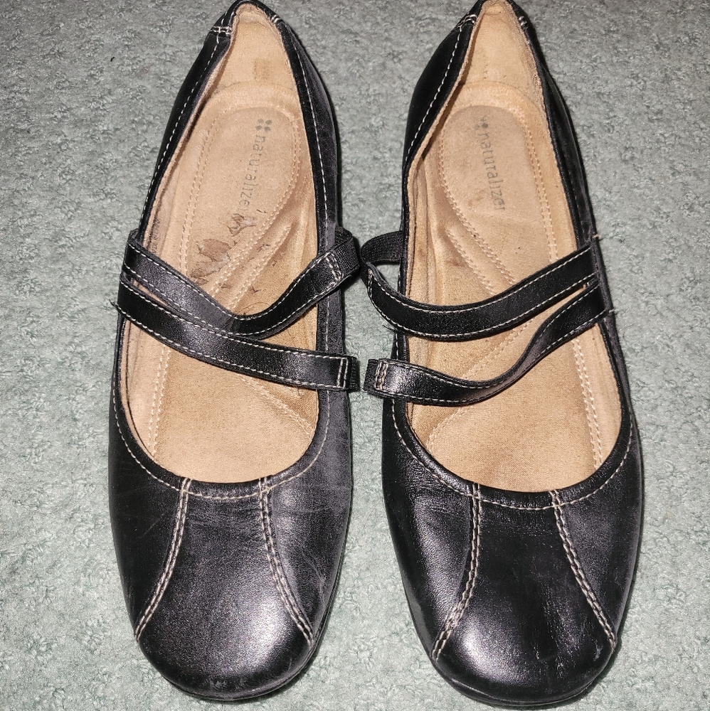 Naturalizer 8
